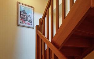Stunning Apartment In Saint-Renan