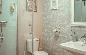Appartements Stunning Apartment In Saint-Renan : photos des chambres