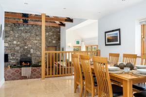 Property 464 - Claddaghduff