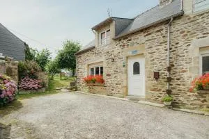 Gite Les Dauphins à Matignon - Ruca