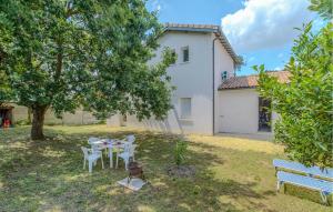 Maisons de vacances Stunning Home In Marennes-Hiers-Brouage : photos des chambres