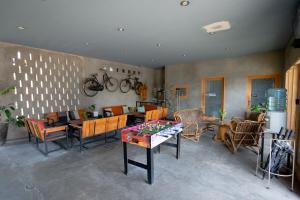 RedDoorz Syariah near Lombok Epicentrum Mall