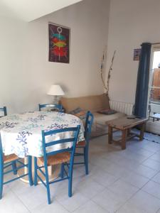 Maisons de vacances Maison 6P dans residence avec piscine : photos des chambres