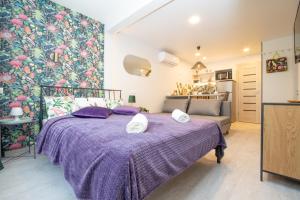 ᴄᴏʜᴏsᴛ I Palm Apartments