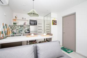 ᴄᴏʜᴏsᴛ I Palm Apartments