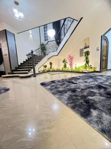 Large Villa with pool