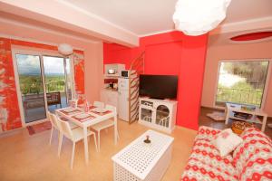 Happy Holiday House