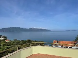 Apartment #2, Villa Rean - Uj të Ftohtë