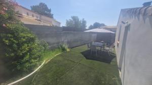 Maisons de vacances Maisonnette avec jardin et piscine privee : photos des chambres