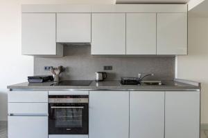 Beautiful Bright 2Bed - ParkingPoolTerrace! #341