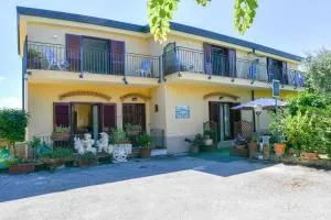 Green Paradise Affittacamere - 圣安格塔苏德格尔夫