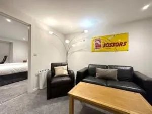 Modern Ground Floor Apartment - Stratton on the Fosse