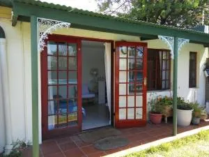 Cape Explore - Hanover Park