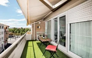 Gorgeous Apartment In Perpignan - Baixas