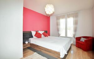 Maisons de vacances Gorgeous Home In Alenya : photos des chambres