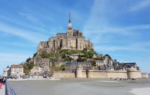 Maisons de vacances Beautiful Home In Coulonces With Wifi : photos des chambres