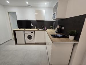 Appartements Gregbnb - T2 37m2 - Terrasse - Clim - Ouest - 3 : photos des chambres