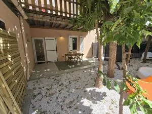 Gregbnb - T2 37m2 - Terrasse - Clim - Ouest - 3 - Les Routes