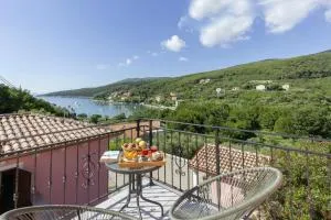 Villa Oliva Vilea in Sveta Marina - Haus für 8 Personen - Sveta Marina