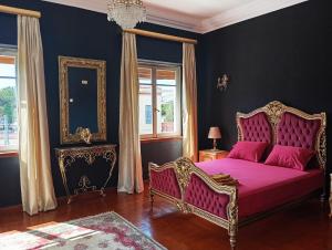 IRIS baroque apartment