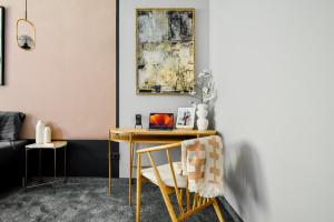 Duplex - Main Street Area - AC - Netflix - Desk