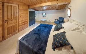 Maisons de vacances Stunning Home In Lorgues With Wifi : photos des chambres