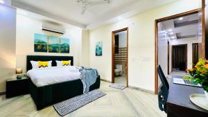 BluO Modern 3BHK Rohini -Balcony, Lift , Parking