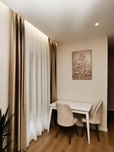 Bulevardi blu Kamez 3