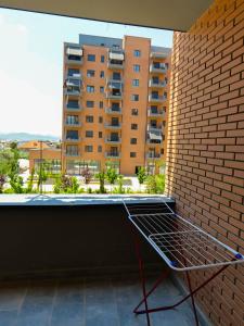 Bulevardi blu Kamez 3