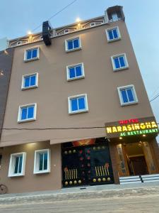 Hotel Narashingha