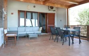 2 Bedroom Cozy Home In Is Molas - Is Molas 