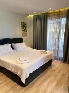 EOS Luxury Suites