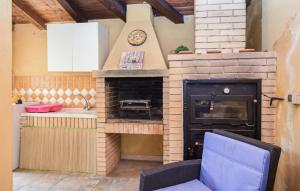 4 Bedroom Nice Home In Ispica