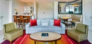 Resorts World Sentosa - Equarius Hotel