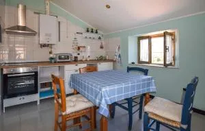 2 Bedroom Nice Apartment In Pescara - 滨海弗兰卡维拉