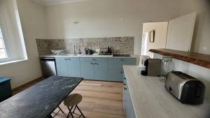 Appartements La Pinede, logement privatif au chateau : photos des chambres
