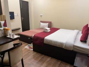 Mayur Palace Hotel