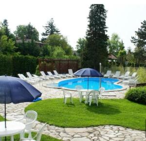 Holiday Apartman & Spa Balatonfüred - 4hvězdičkové hotely ve městě Balatonfüred