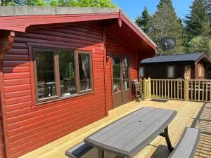 萝梦湖山林小屋 - 罗厄德南