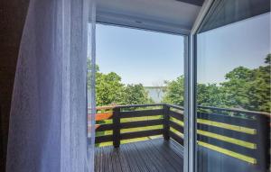 2 Bedroom Cozy Home In Gardna Wielka