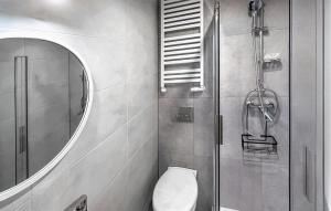 Nice Apartment In Jastarnia With Wifi