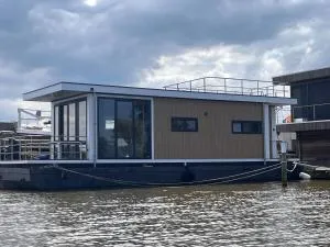 Houseboat Tjonger NS003 - 蒙尼肯丹