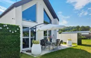 3 Bedroom Nice Home In Wapnica - Sułomino