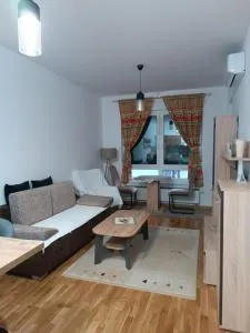 Apartman LIpa - Hiseti
