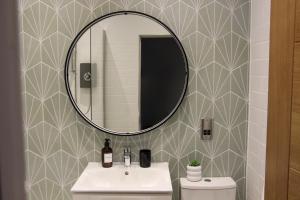 New, Luxury Apartment in Town Centre