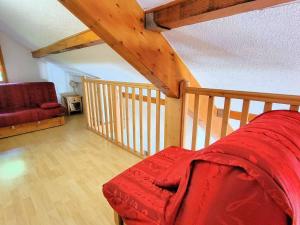 Appartements Appartement Duplex 7p - Balcon Sud - Cheminee - WiFi - Parking - Animaux admis - FR-1-393-121 : photos des chambres