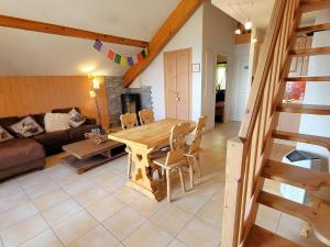 Charmant Duplex à Chaillol avec Balcon Sud, WIFI et Parking Optionnel, Capacité 5 Personnes - FR-1-393-14