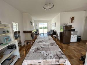 Maisons de vacances Maison a St Hilaire de Riez, proche plage, 7 pers, terrasse, jardin clos, animaux acceptes - FR-1-324-544 : photos des chambres
