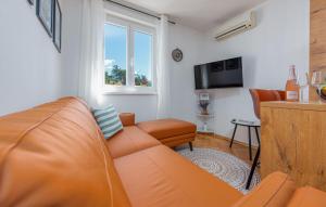 Stunning Apartment In Zadar With Wifi