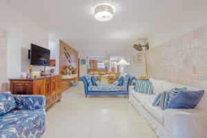 PF08 Apt à Beira-Mar com 3 Suítes - Praia do Forte